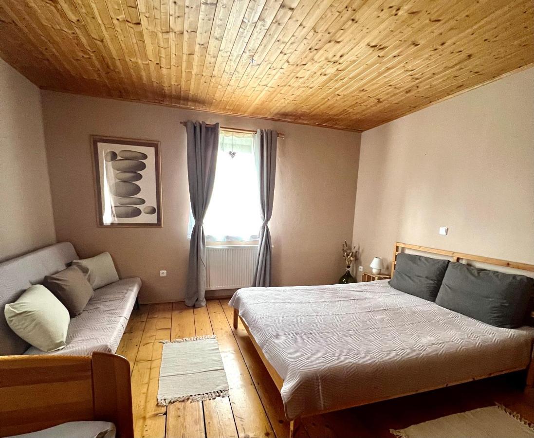 Holiday Home Hurka Bagian luar foto