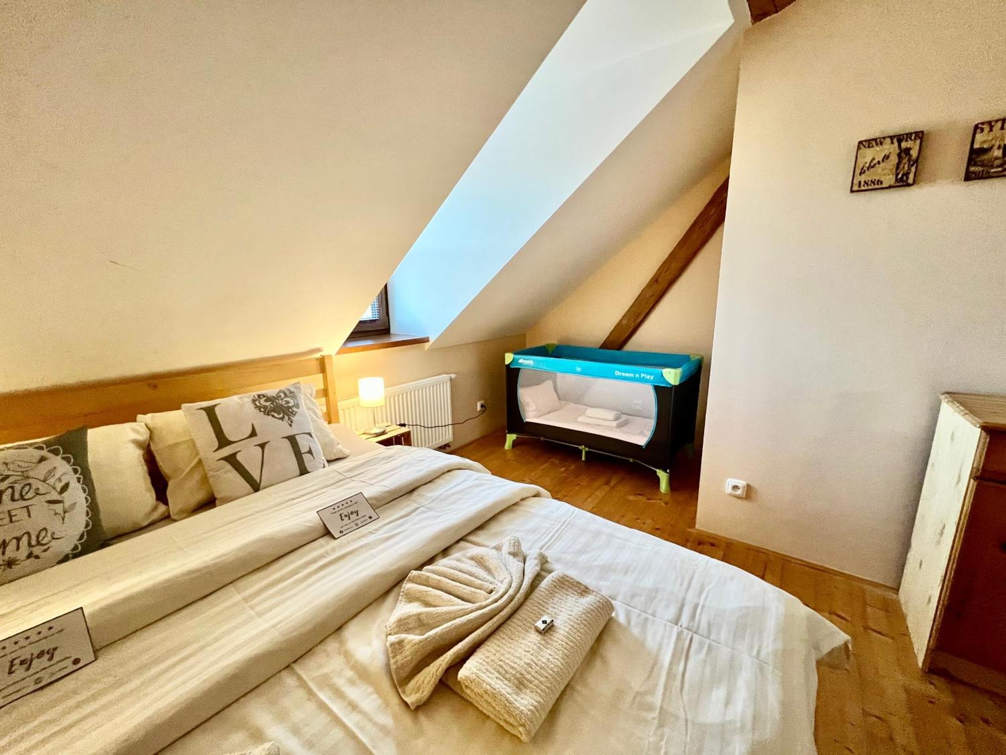 Holiday Home Hurka Bagian luar foto
