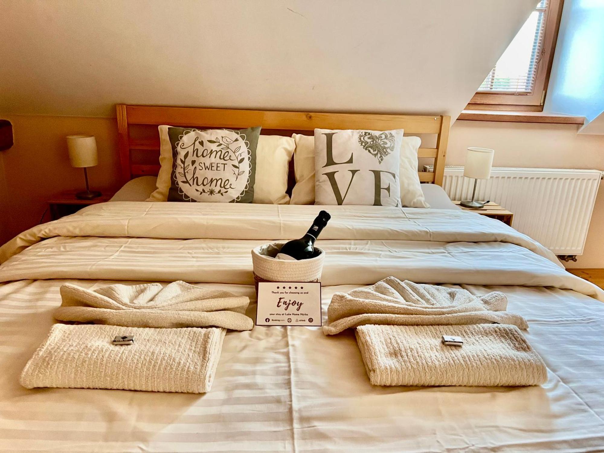 Holiday Home Hurka Bagian luar foto