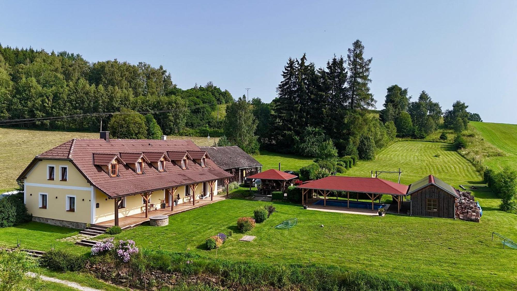Holiday Home Hurka Bagian luar foto