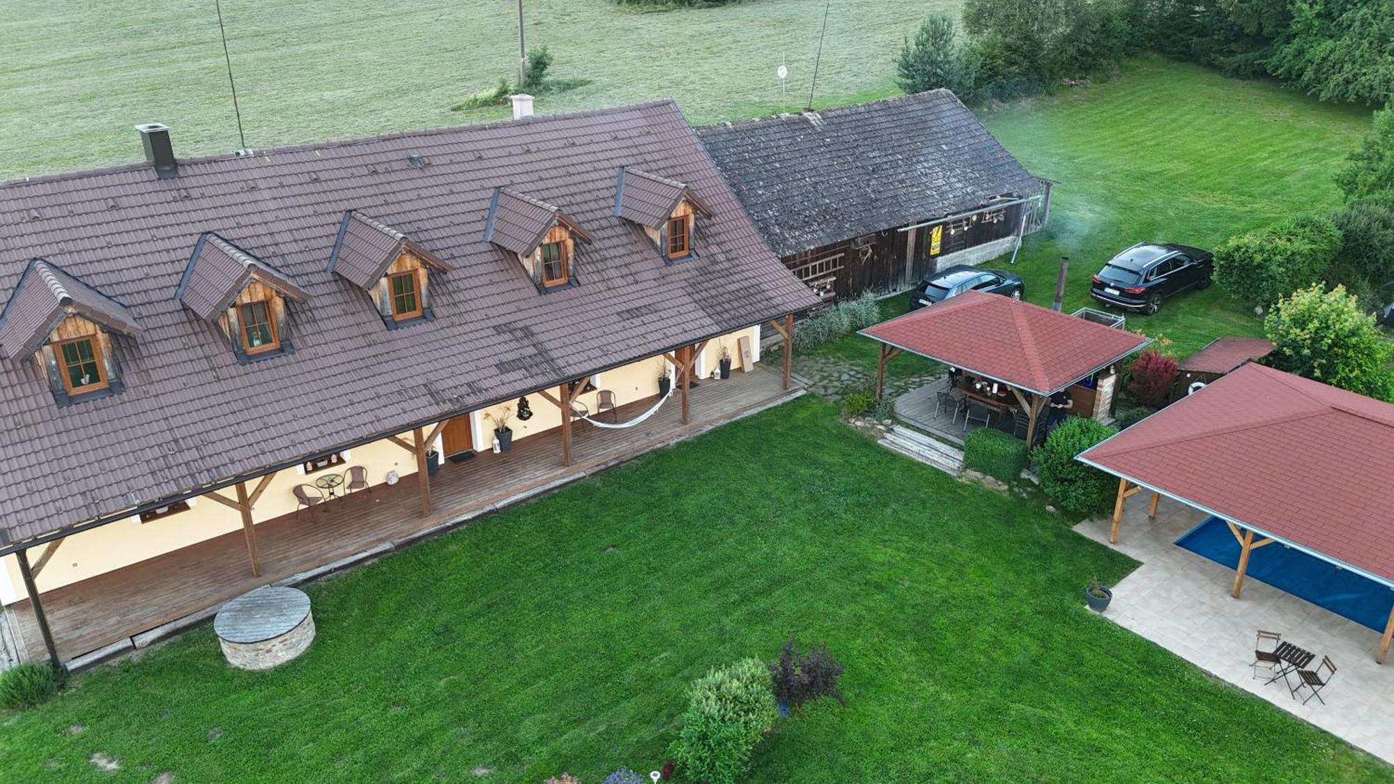 Holiday Home Hurka Bagian luar foto
