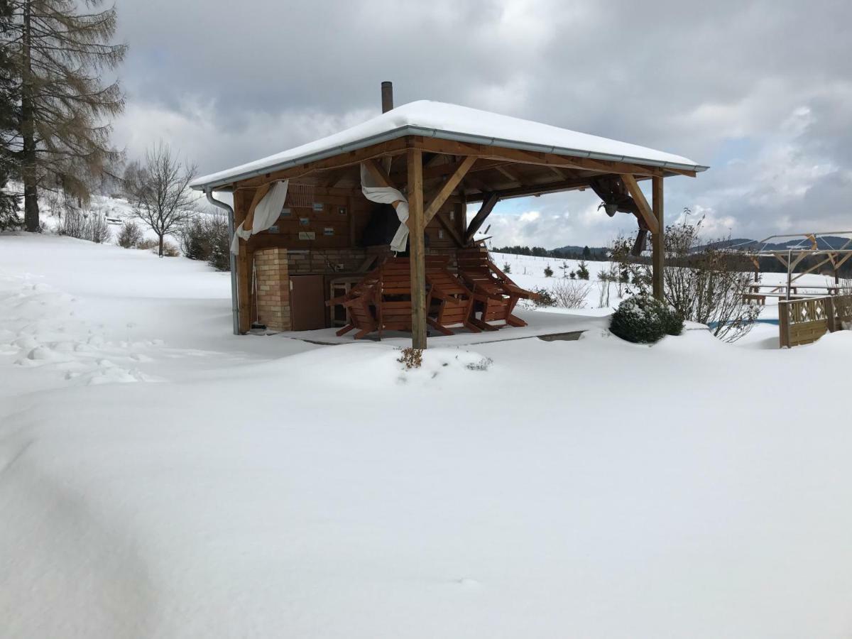 Holiday Home Hurka Bagian luar foto